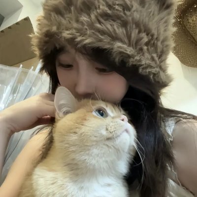 两女之间难为夫